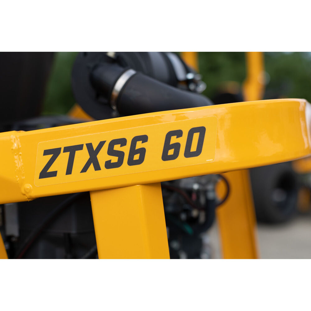 Cub Cadet ZTXS6 60 Ultima Series™ 47RICHB8A10 ZTXS6 60 60-in. 25.5 HP